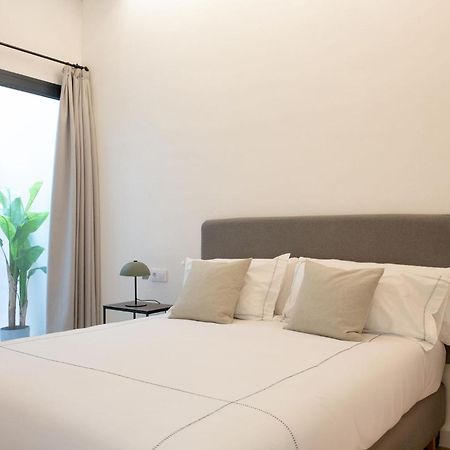 סביליה Santa Ana 18 Suite Apartments מראה חיצוני תמונה