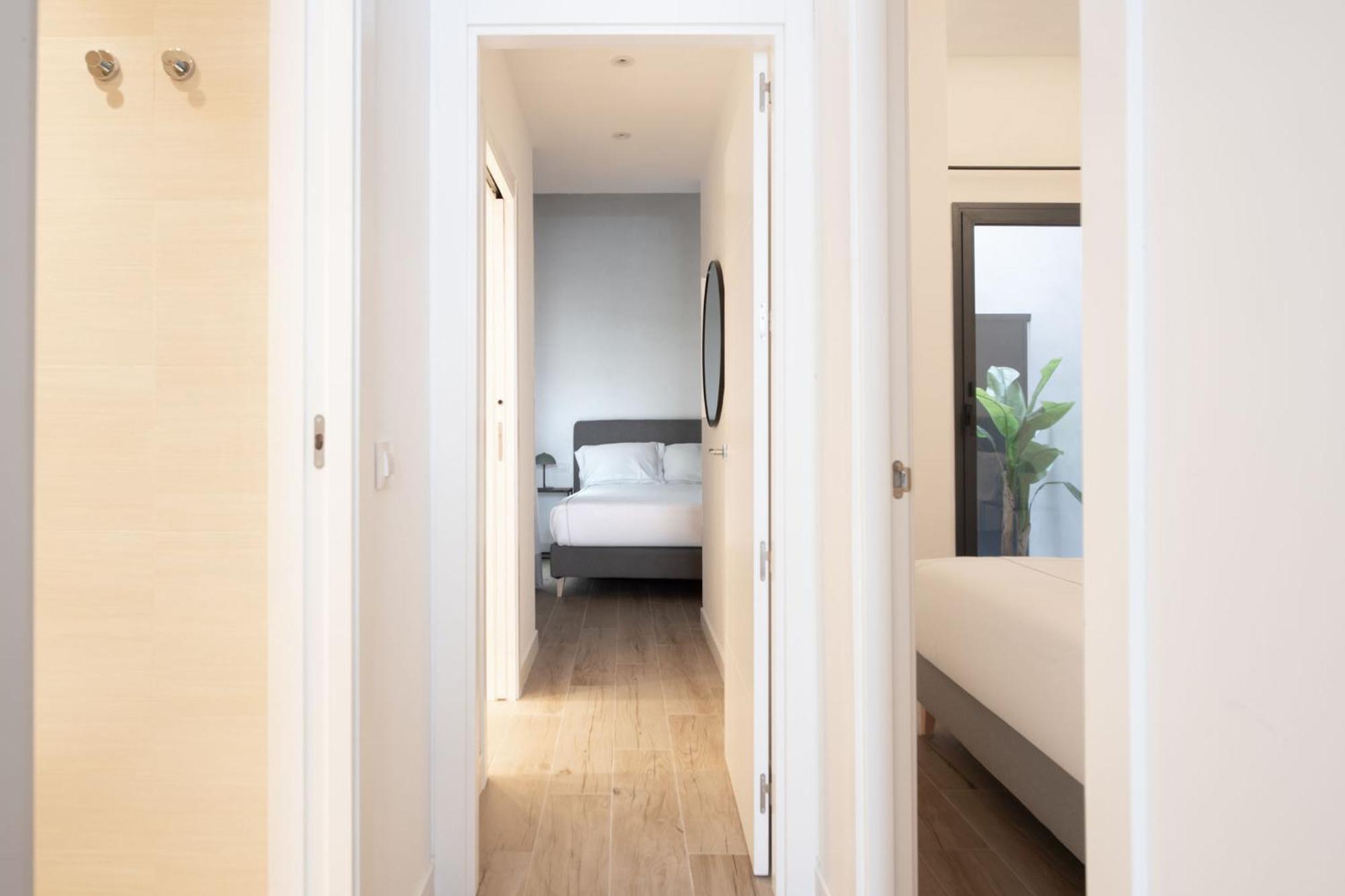 סביליה Santa Ana 18 Suite Apartments מראה חיצוני תמונה