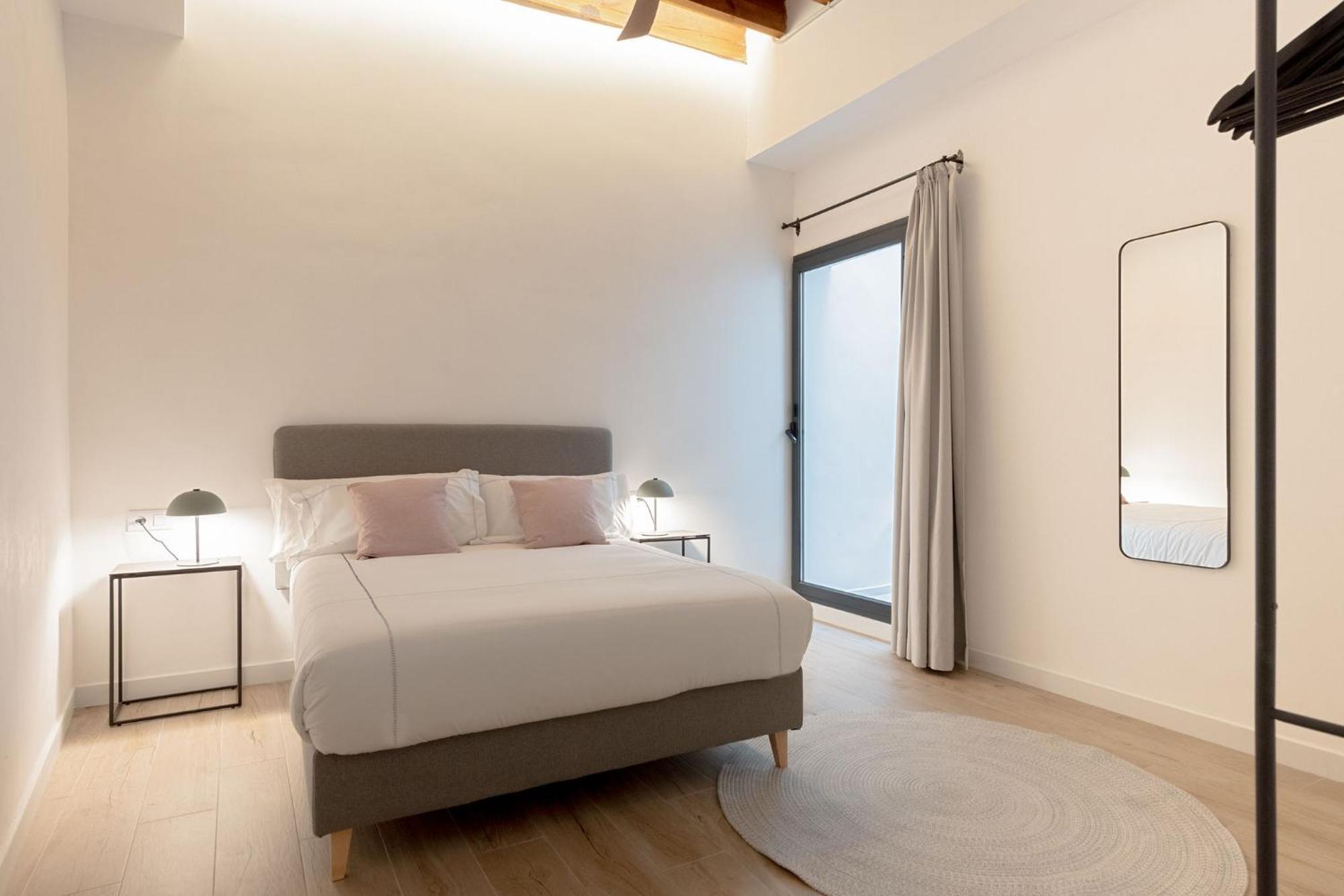 סביליה Santa Ana 18 Suite Apartments מראה חיצוני תמונה