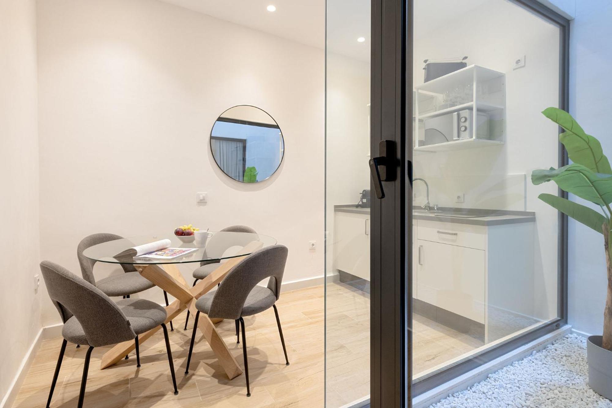 סביליה Santa Ana 18 Suite Apartments מראה חיצוני תמונה